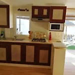 Casa Con Piscina Privada Solo Familias Pareja Flor 1 דירה