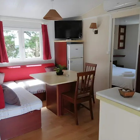 Casa Con Piscina Privada Solo Familias Pareja Flor 1