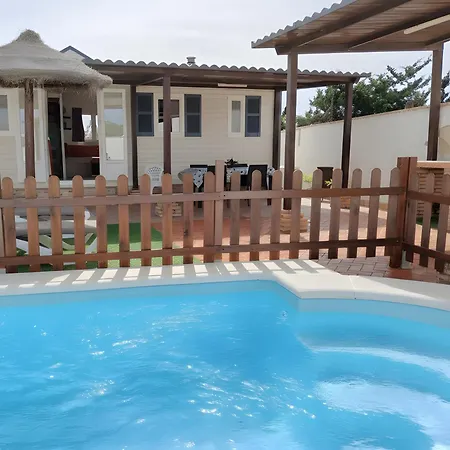 Casa Con Piscina Privada Solo Familias Pareja Flor 1 *