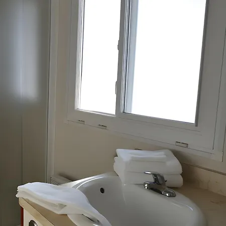 Casa Con Piscina Privada Solo Familias Pareja Flor 1 *