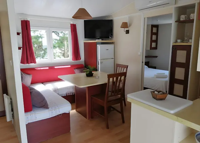 Casa Con Piscina Privada Solo Familias Pareja Flor 1