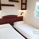 Casa Con Piscina Privada Solo Familias Pareja Flor 1